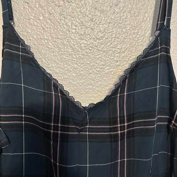 NWT Torrid Ava Stretch Challis Lace Trim Sleeveless Cami Size 3 (3X) - Picture 5 of 13